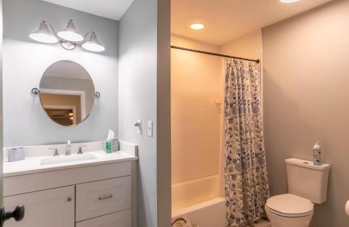 Spruce Pine House | Fairway Gem at Spruce Pine