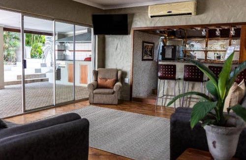 UPhongolo House | Fairway Lodge