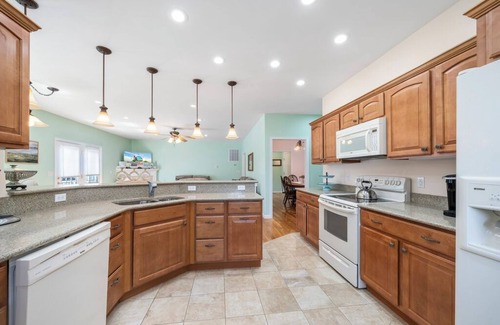 Captain's Cove House | Fairway Stay - Gorgeous Golf Course Home!