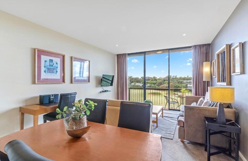 Fingal Apartment | Fairway Views – Moonah Apartment 24