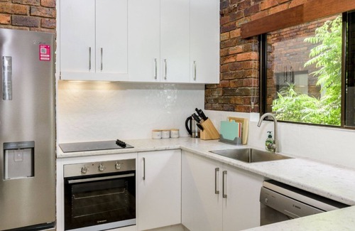 Bongaree Apartment | Fairweather Dreaming on Welsby