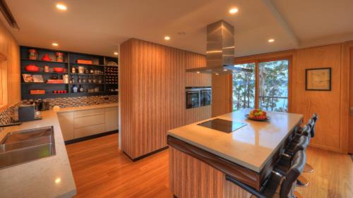 Brooks Bay House | Fairwinds Tasmania