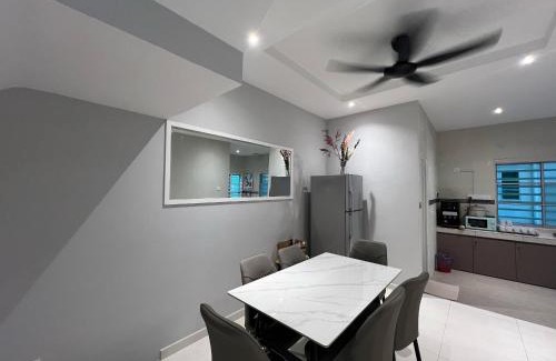 Ipoh Villa | Fairy 2 Pool Villa 22 Pax Karaoke & Huge Event Space