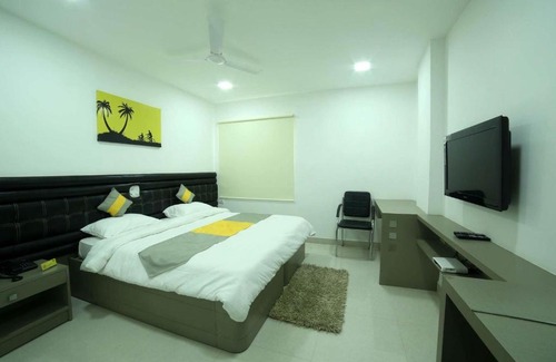 Madhapur House | Falcons Nest Lariviera