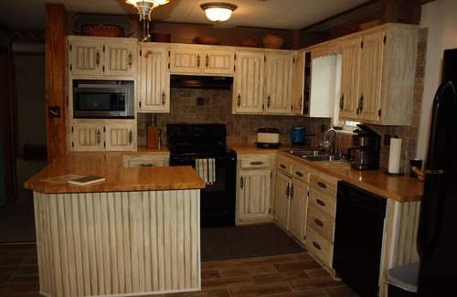 Mount Ida Cabin | Fall colors hunting season festivals will be in full swing Visit House of Grace