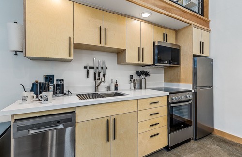 Coconino Estates Apartment | Fall Colors R Coming! | Enjoy our Local Discounts