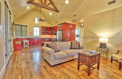 Buda House | Fall Creek Vineyards Wine Country Inn | Free Wine Tasting!