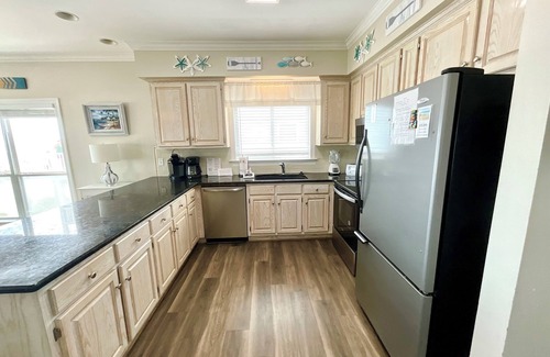 Surf Side Shores House | Fall Dates Discounted! Beachfront Pet Friendly Duplex - Pools and Tennis