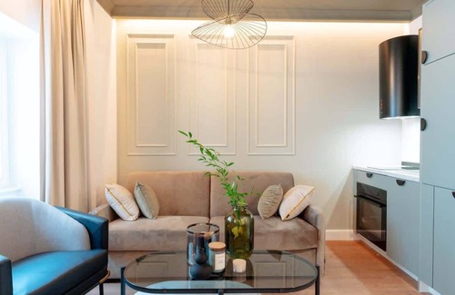 Old Town Apartment | Fall in love with the beautiful Old Town of Warsaw