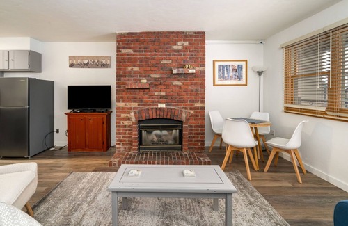 Steamboat Springs Condo | Fall Line Flat, Updated Ski in/Ski out Property, Hot Tub