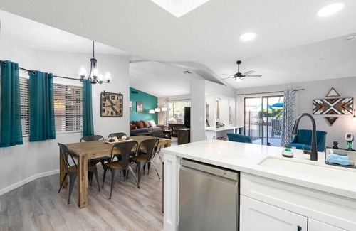 Phoenix House | Fall Phoenix Oasis! Heated Resort Style Pool/Spa~BBQ~Putting Green~EV Outlet~BBQ