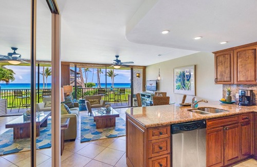 Honokowai Condo | Fall Sale at Papakea - Incredible Ocean View - Fully Renovated