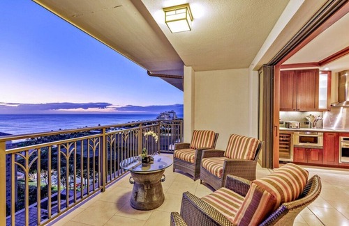 Ko Olina Condo | Fall Special - Top Floor Penthouse O-1602, Beach Villas w Spectacular Ocean View