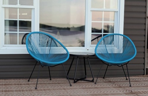 Sainte-Anne-de-Kent House | Fall Vista Waterfront Retreat | Coastal Calm & Comfort