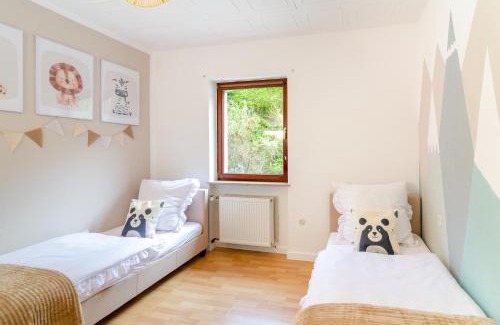 Brodenbach Apartment | Familienwohnung mit Moselblick und Spielzimmer
