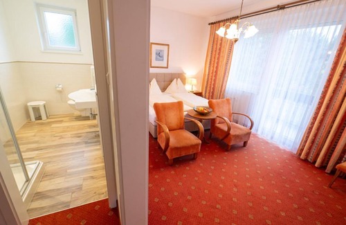 Seeboden Bed & Breakfast | Familienzimmer 2 bis 4 Personen mit Balkon - Pension & Appartements Ertl