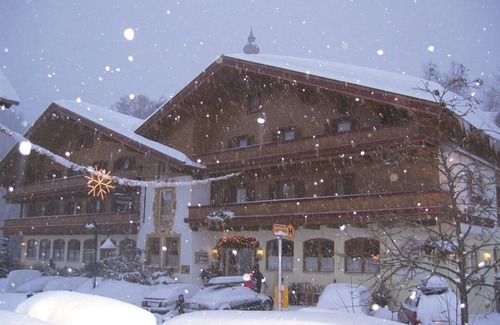 Dienten am Hochkoenig House | Familienzimmer mit Dusche od. Bad, 4-6 Nächte - Hotel Salzburger Hof