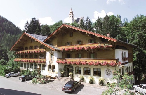 Dienten am Hochkoenig House | Familienzimmer mit Dusche od. Bad, 4-6 Nächte - Hotel Salzburger Hof