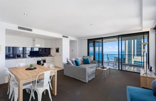 Surfers Paradise Apartment | Family 2 Bedroom Ocean unit at Circle on Cavill