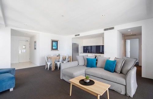 Surfers Paradise Apartment | Family 2 Bedroom Ocean unit at Circle on Cavill