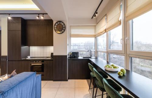 Dnipro Apartment | Family 2 bedroom apartment near Most City, 5 этаж