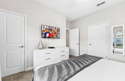 Kissimmee House | Family 4BR Pool Disney Nearby