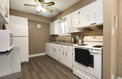 Orillia House | Family and Friend Gateway to Sunshine city