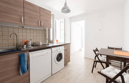 Mola di Bari Apartment | Family Apartment or 2 couples