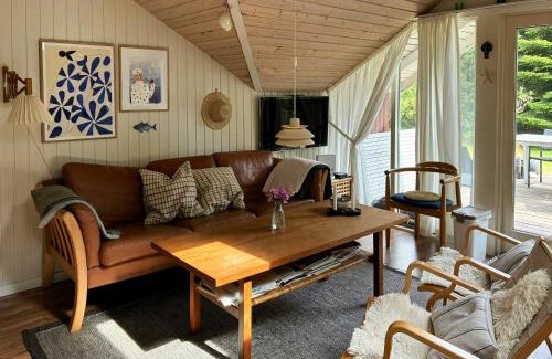 Sundstrup House | Family Cabin By The Calm Waters Of Limfjord