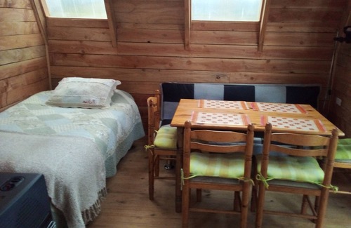 Puyehue Cabin | Family cabin in Ñilque, Puyehue, 15 km from the hot springs.