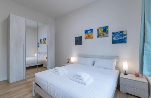 Santa Maria Novella Apartment | Family Chich Suite in Florence