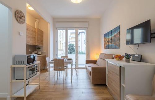Santa Maria Novella Apartment | Family Chich Suite in Florence