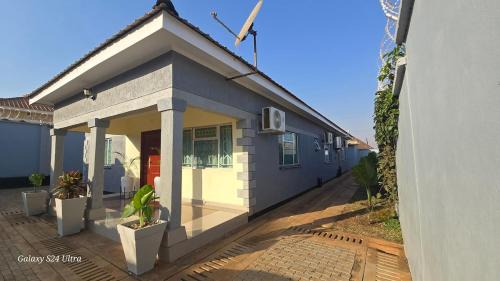 Lilongwe Apartment | FAMILY CLICK HOLMEs