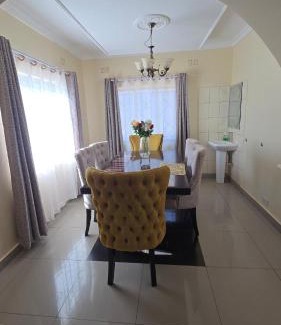 Lilongwe Apartment | FAMILY CLICK HOLMEs