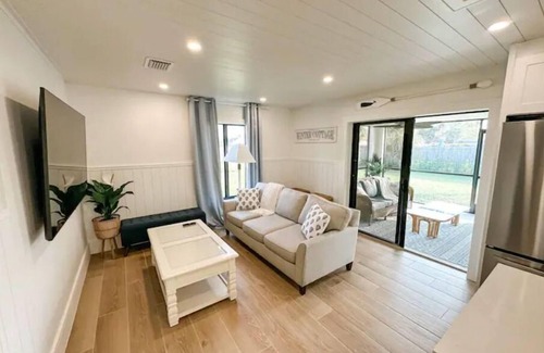 Central Naples Apartment | Family Coastal Home - 1 Mile from Beach