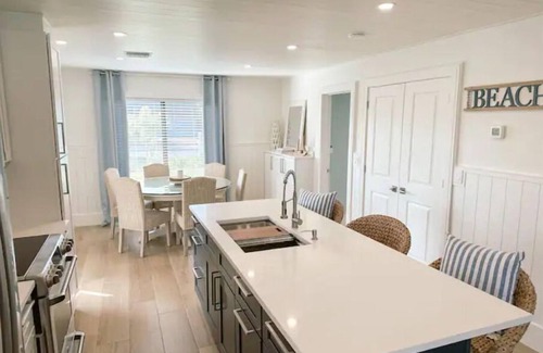 Central Naples Apartment | Family Coastal Home - 1 Mile from Beach