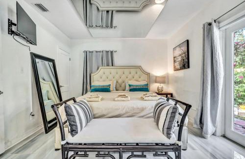 Victoria Park House | Family Escape 2BR Main plus 1BR Cottage Heated Pool