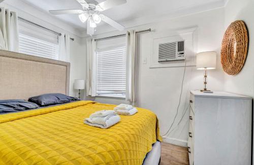 Victoria Park House | Family Escape 2BR Main plus 1BR Cottage Heated Pool