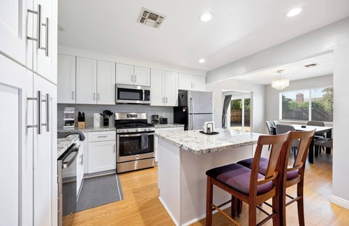 Parkway-South Sacramento House | Family-Friendly 3BR in Sacramento – Backyard Fun!
