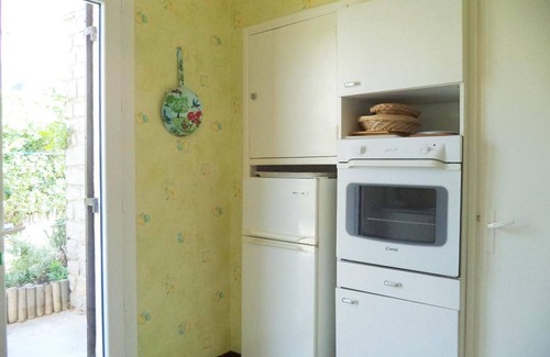 Narbonne-Plage Apartment | Family-Friendly 4-Room Apartment, Sleeps 8, Steps from Beach in Tranquil Narbonne Plage
