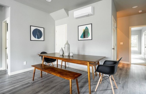 Broadview House | Family-Friendly 5BR House in Seattle with Backyard
