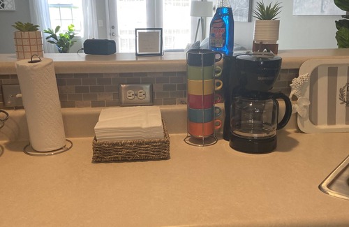 Winston - Salem House | Family friendly cozy furnished townhouse in quiet area with community pool