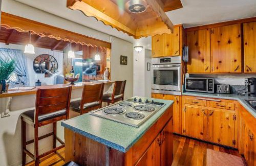 Idyllwild House | Family-friendly Cabin on the Creek, Close to Town