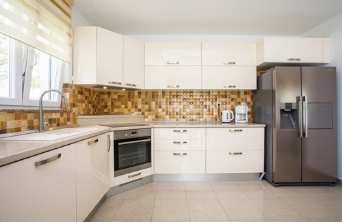 Srinjine House | Family friendly house with a swimming pool Srinjine, Split (K-23950)