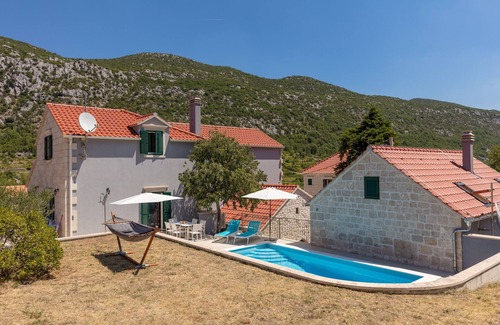 Tucepi House | Family friendly house with a swimming pool Župa, Zagora (K-21245)