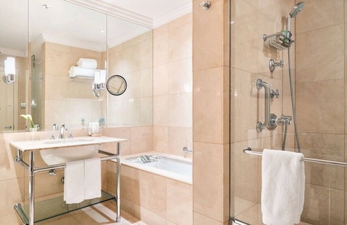 Central Park South Hotel | Family Friendly near Central Park: Culinary Escape | 3 Units