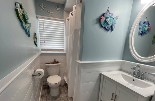 Ship Bottom House | Family Friendly, Ocean Block, Heated Pool, And Close To Everything