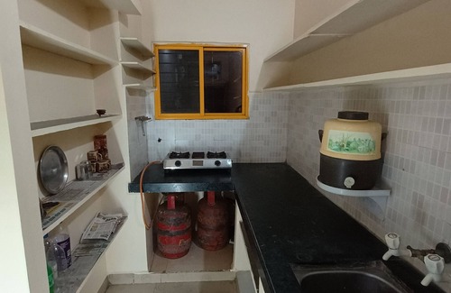 Ujjain Apartment | Family friendly Peaceful place away from market loud.