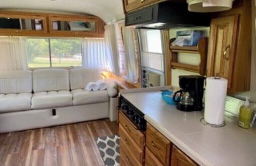 Cherokee RV Rental | Family-Friendly RV Haven with Full Hookups: Come Enjoy the Outdoors