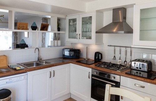 Yarmouth Cabin | Family-friendly self-catering accommodation on the Isle of Wight.
